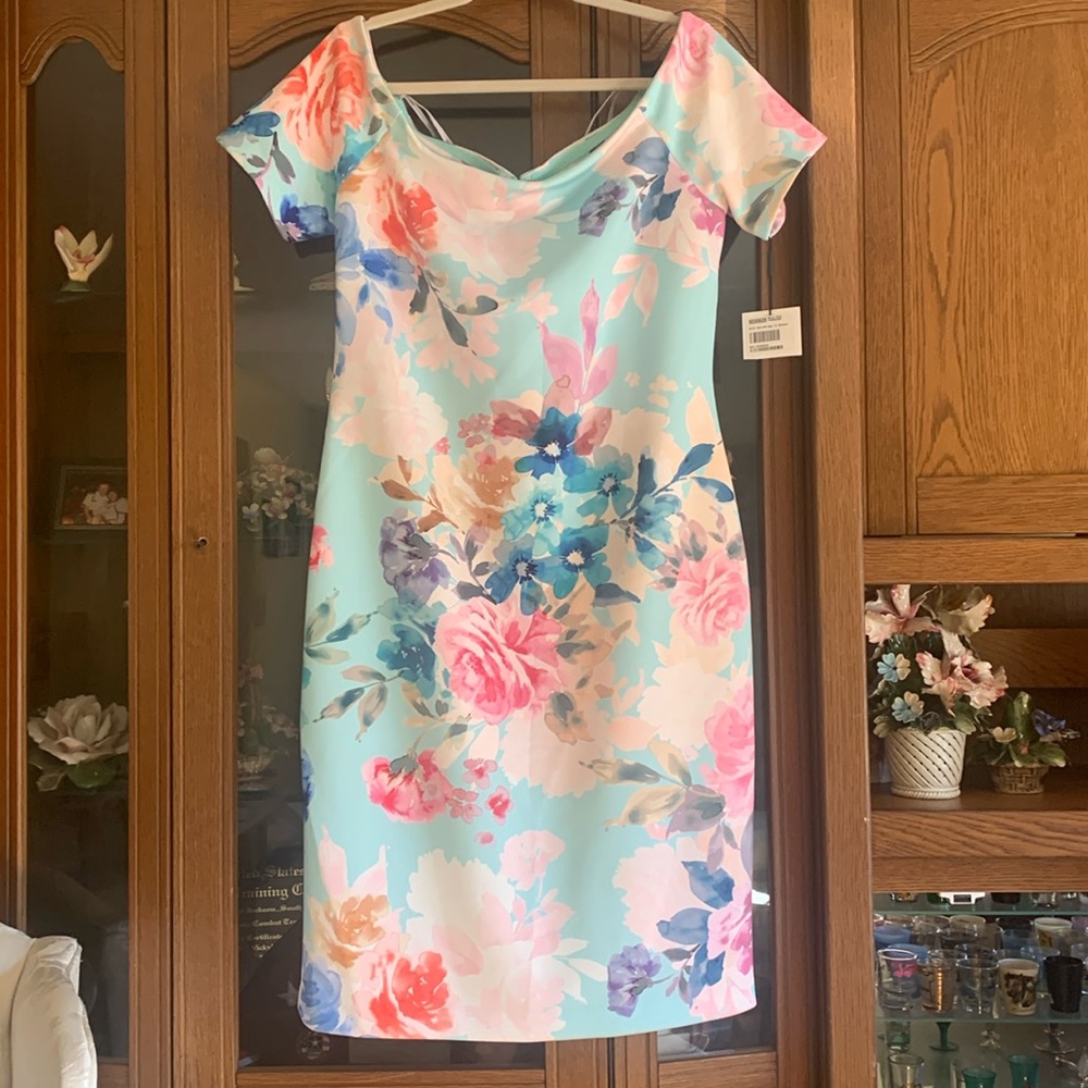 Calvin Klein flower dress, stretch